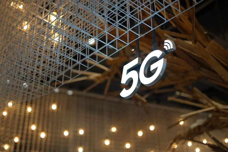 深圳 2023 計(jì)劃新增 5G 基站一萬(wàn)個(gè)，全市平均下載速率提高至 500Mbps