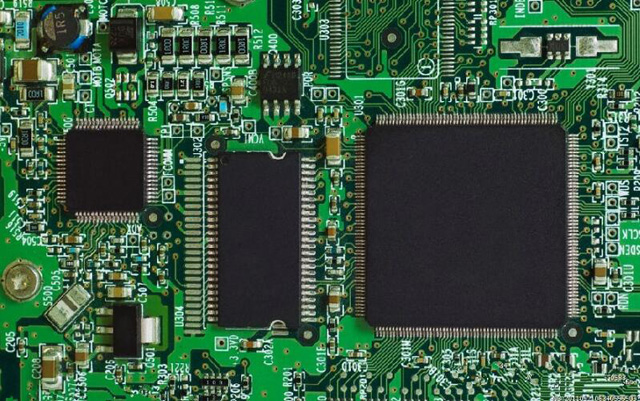 收購 [NXP] 芯片： 物聯(lián)網(wǎng)芯片、處理器 IC、汽車 MCU、砷化鎵 MMIC 放大器、觸摸傳感器